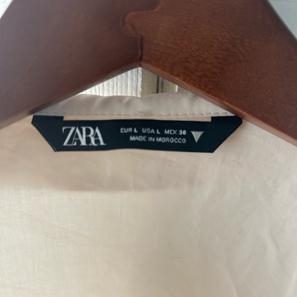 Cream L Cropped Blouse with Button front; Bell Short Sleeves